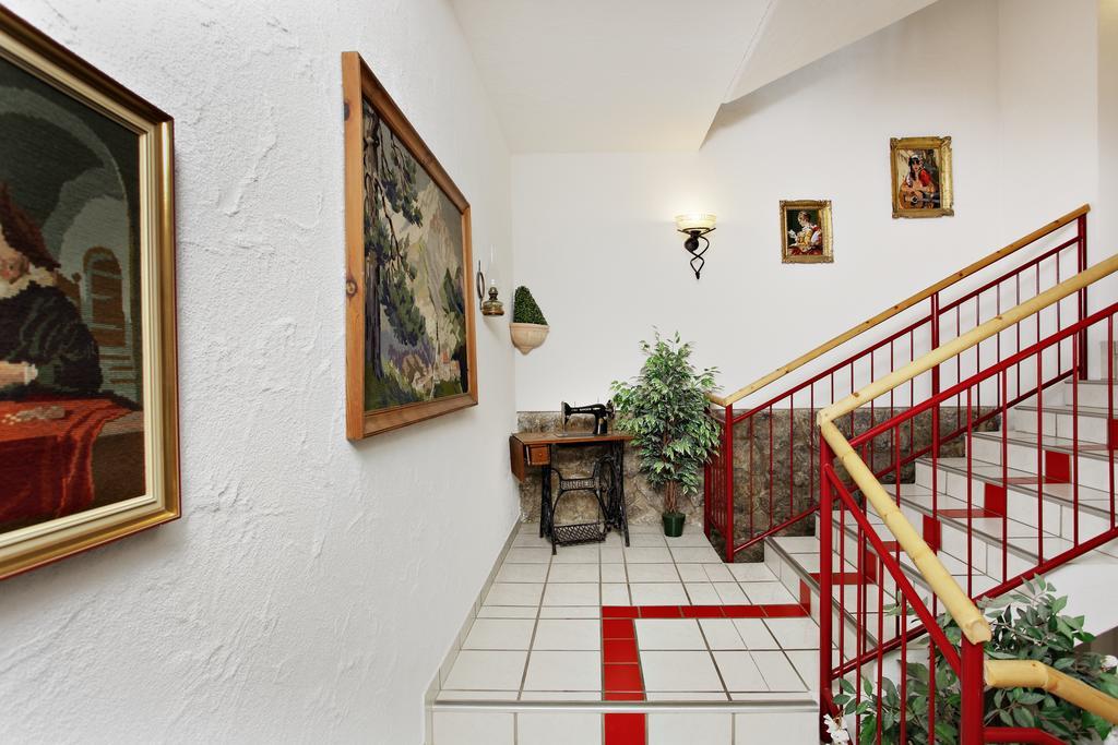 Familie Zuser Hotel Garni Mitterbach Exterior foto